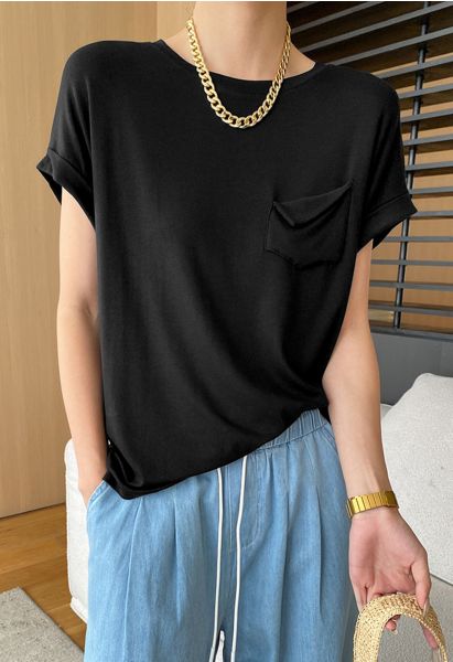 Pocket Trim Rolled Cuff T-Shirt in Black