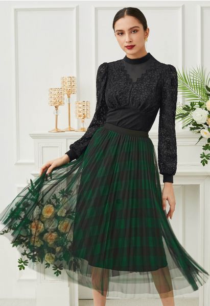 Bold Checks Double-Layered Mesh Midi Skirt in Green