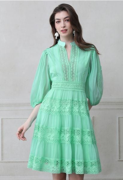 Savvy Elegance Notch Neck Floral Lace Panelled Midi Dress in Mint