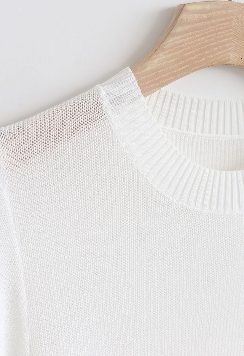 Round Neck Cropped Knit Top in White