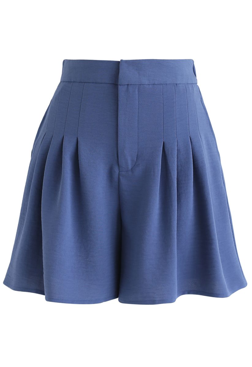 High-Waisted Pleated Shorts in Blue