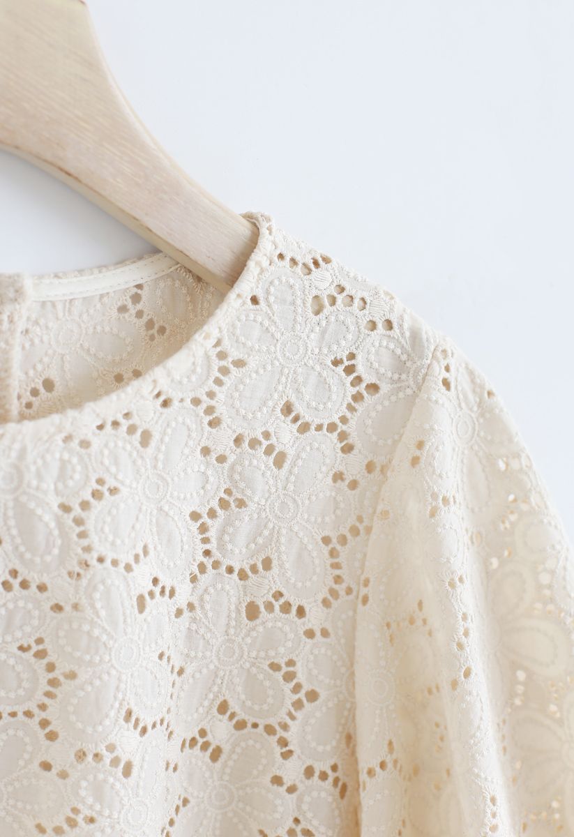 Full Flowers Embroidered Eyelet Puff Sleeves Top in Cream - Retro ...
