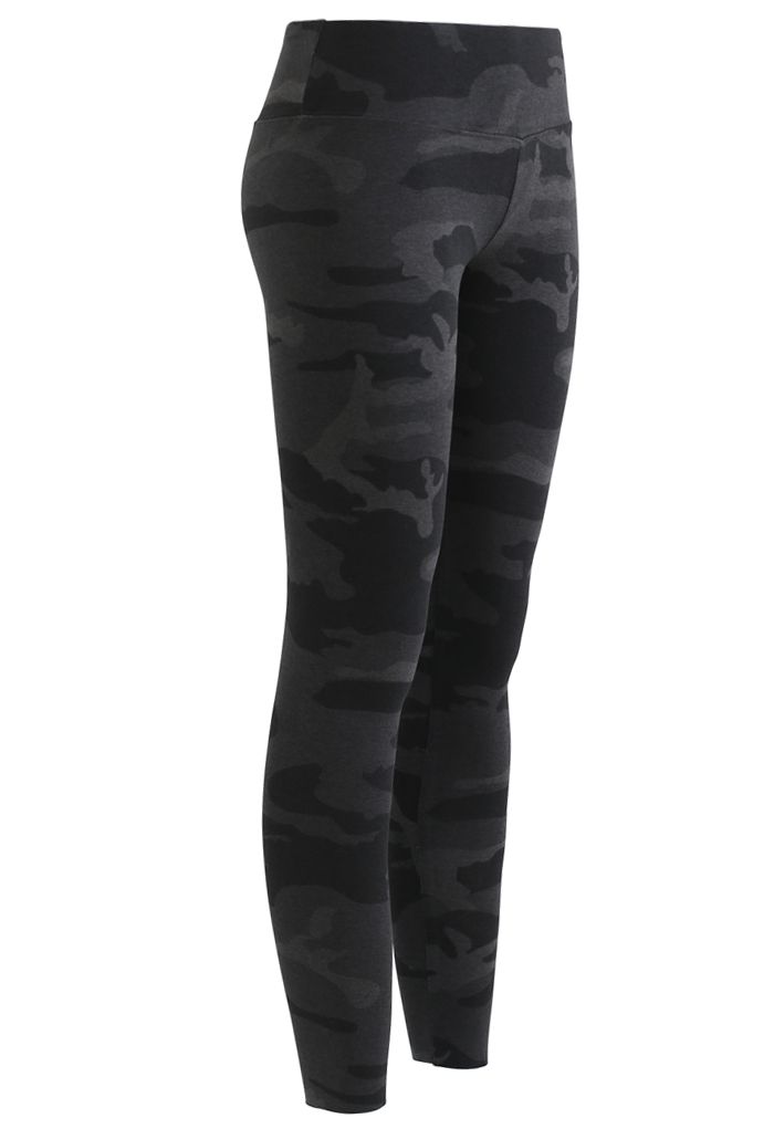 Camouflage High-Rise Fitted Ankle-Length Leggings in Smoke - Retro ...