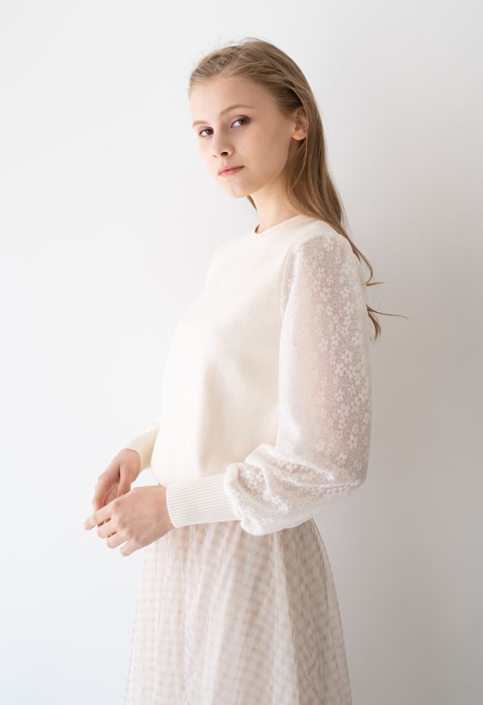 Flower Mesh Sleeves Spliced Knit Sweater in Ivory