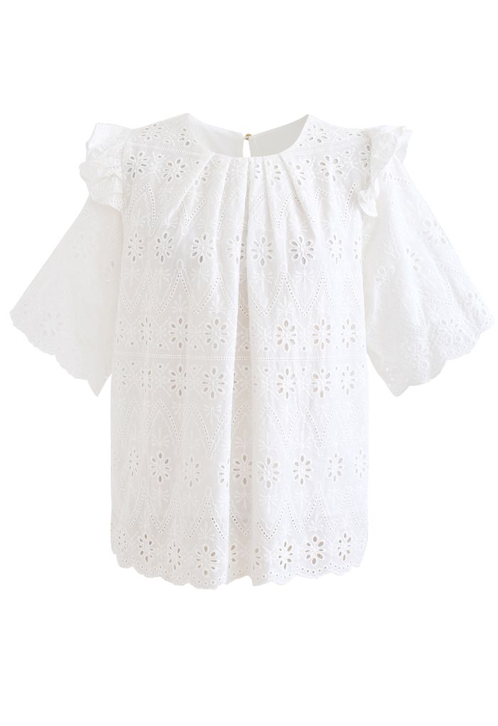 Zigzag Eyelet Floral Embroidered Short-Sleeve Top in White - Retro ...