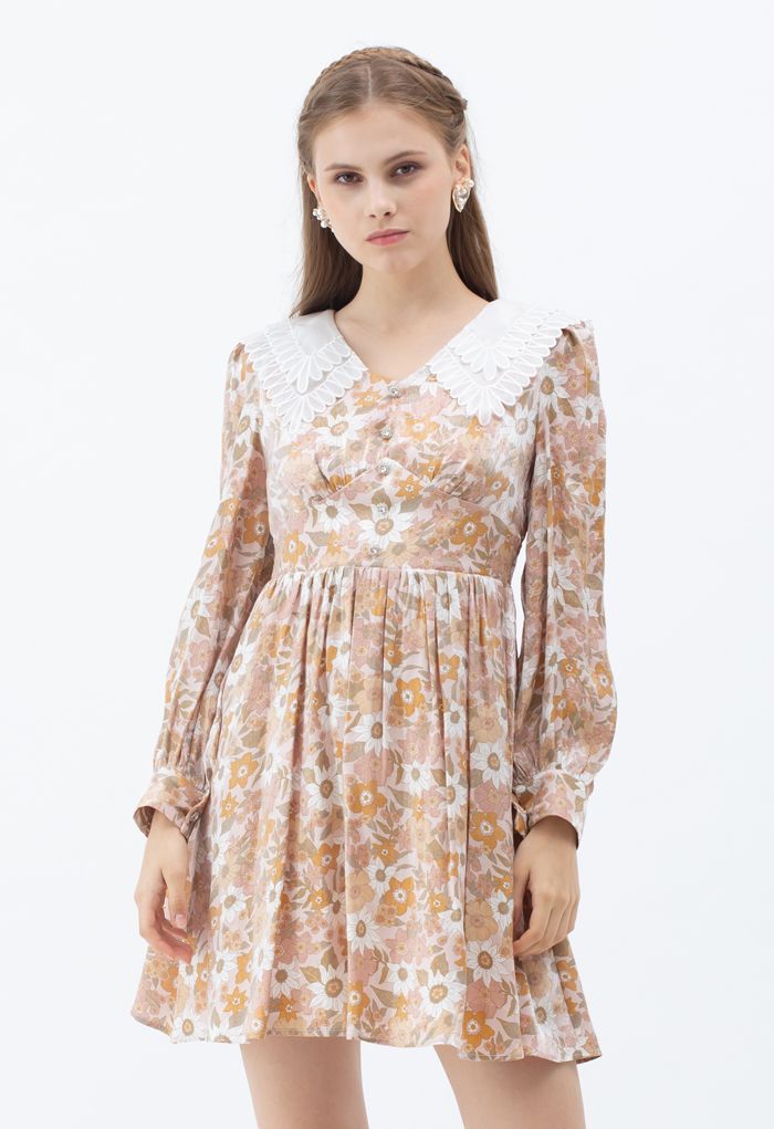 Luxury Bloom Tiered Collar Buttoned Dress - Retro, Indie and Unique Fashion