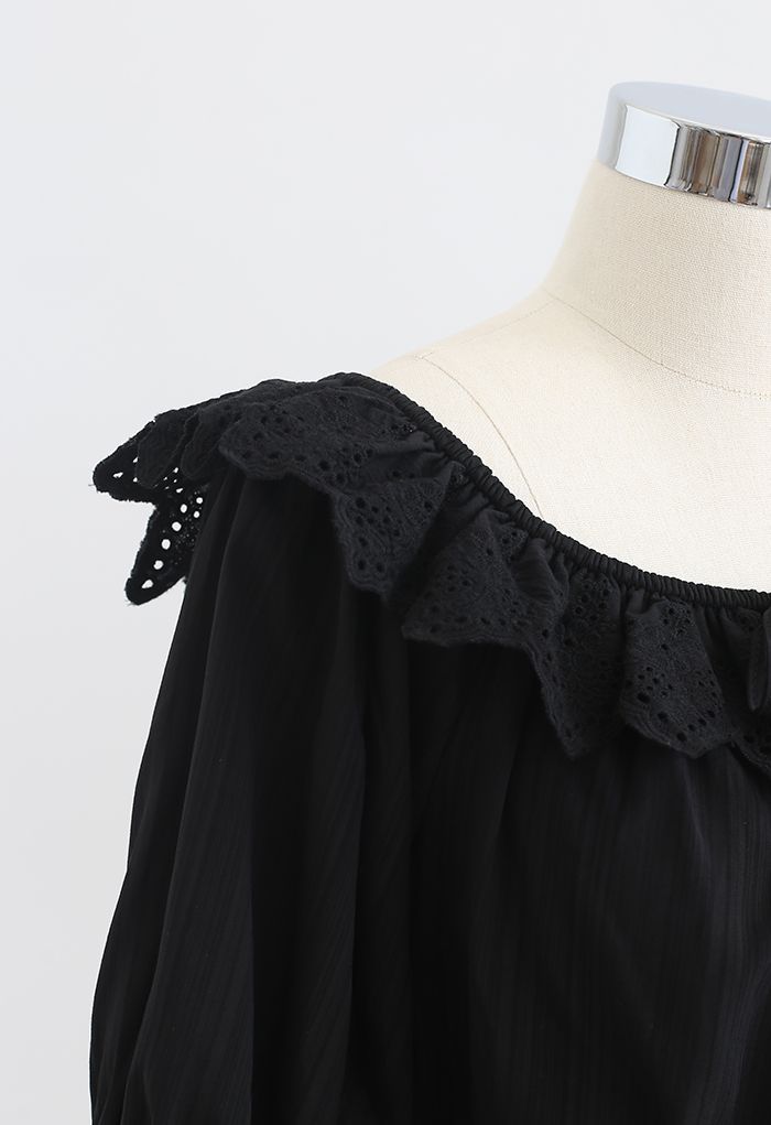 Scallop Embroidered Bowknot Crop Top in Black - Retro, Indie and Unique ...