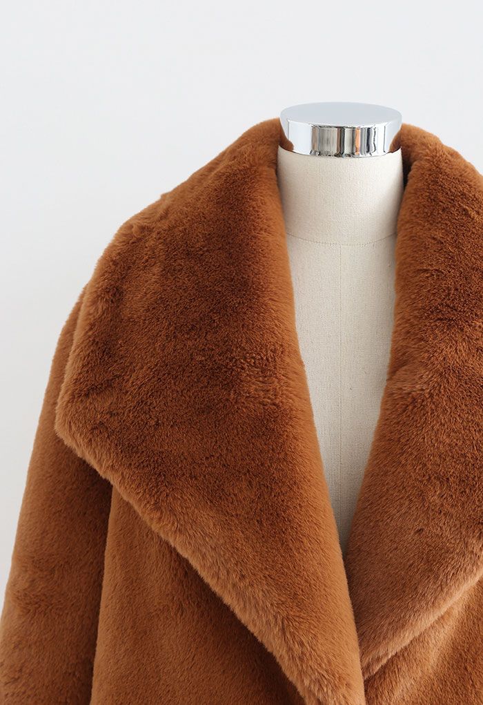 Snug Wide Lapel Faux Fur Coat in Caramel