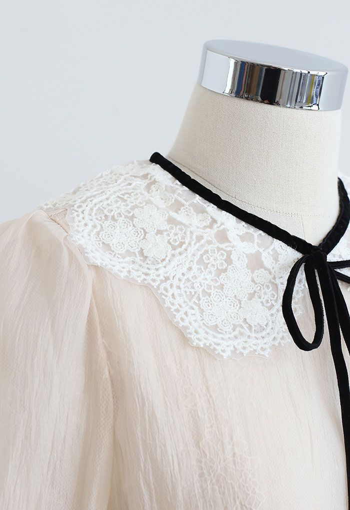 Peter-Pan Collar Tie Bow Lace Organza Top in Cream