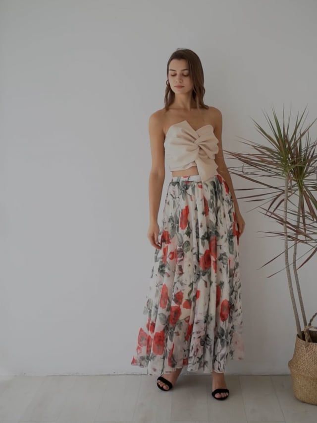 Stunning Red Rose Maxi Skirt