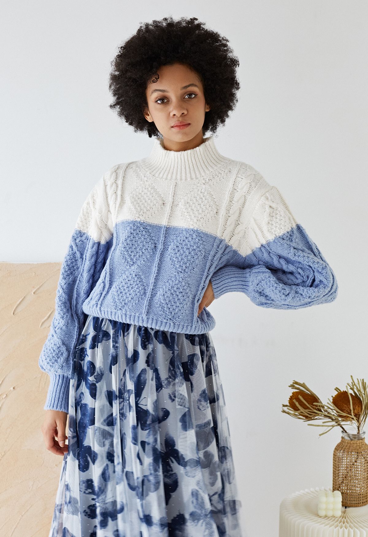 Two-Tone Diamond Braided Knit Sweater in Blue