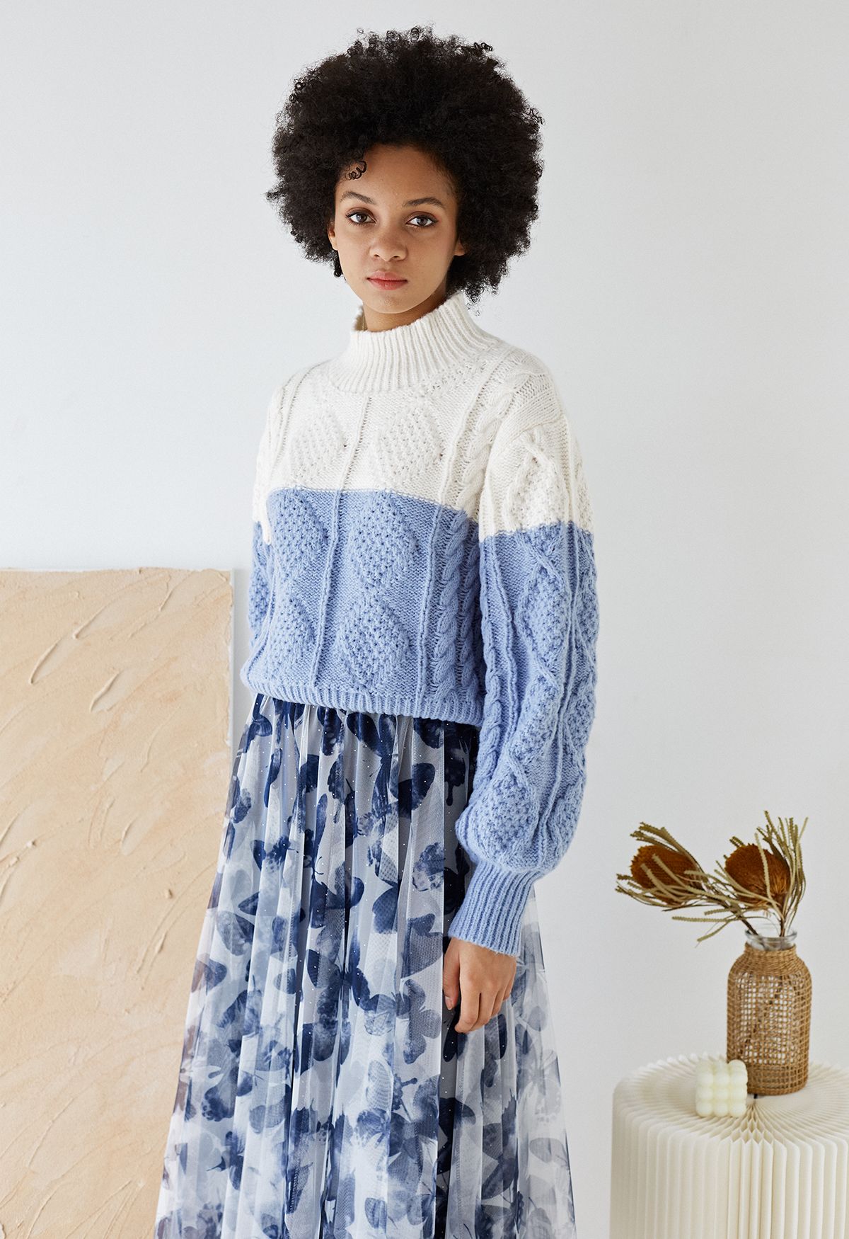 Two-Tone Diamond Braided Knit Sweater in Blue