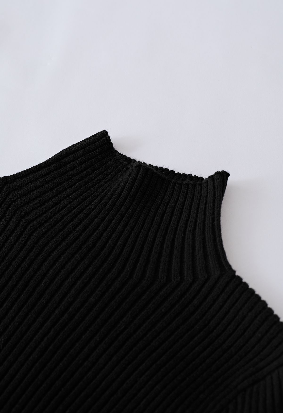 Mock Neck Ribbed Knit Twinset Top in Black