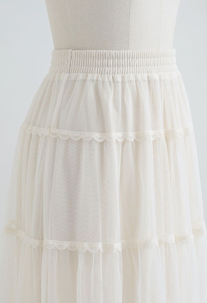 Scalloped Lace Double-Layered Mesh Tulle Skirt in Cream - Retro, Indie ...