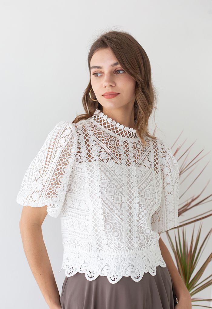 Short-Sleeve Floral Crochet Crop Top in White - Retro, Indie and Unique ...