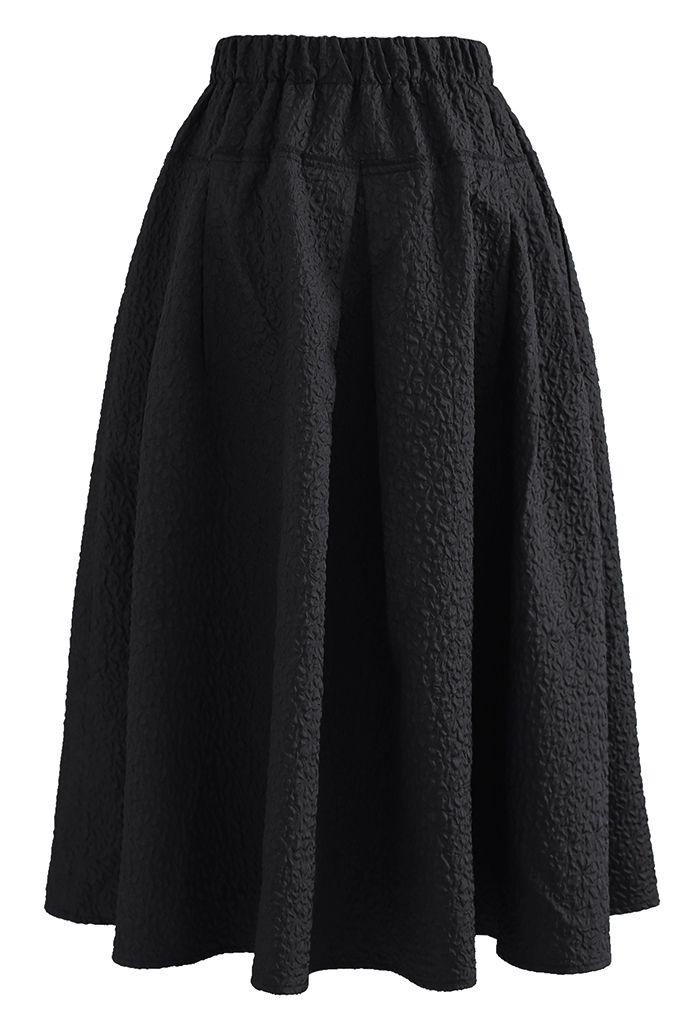 Side Pocket Pleated Embossed Midi Skirt in Black