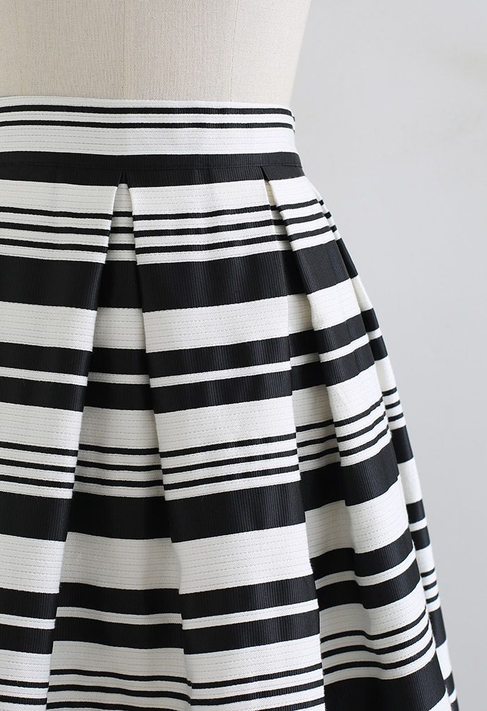 Black Stripe Pleated Skirt