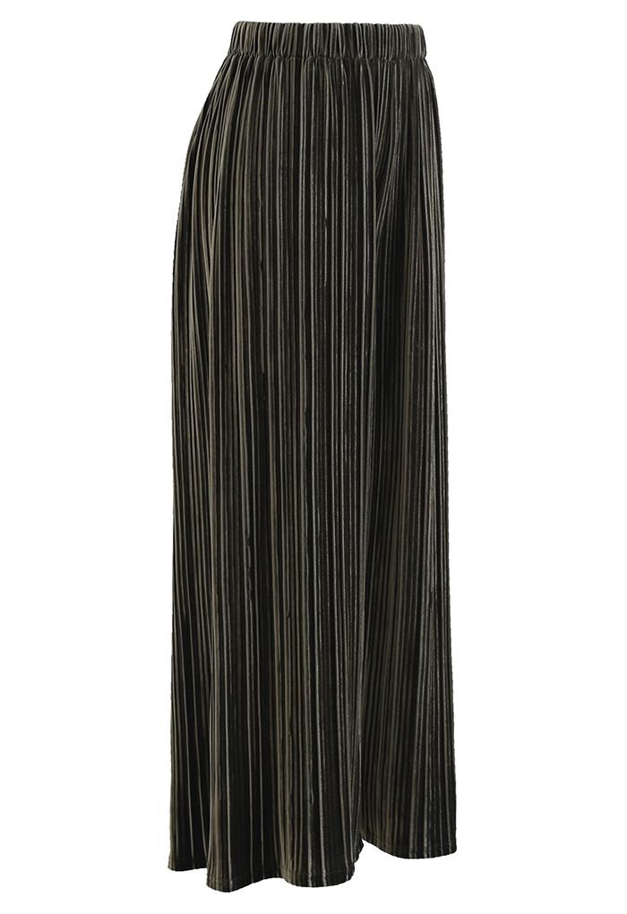 Wide-Leg Pleated Velvet Pants in Moss Green