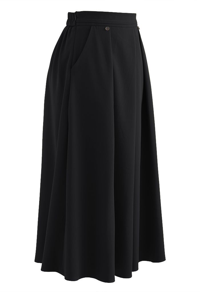 Side Pocket Pleated Skirt in Black