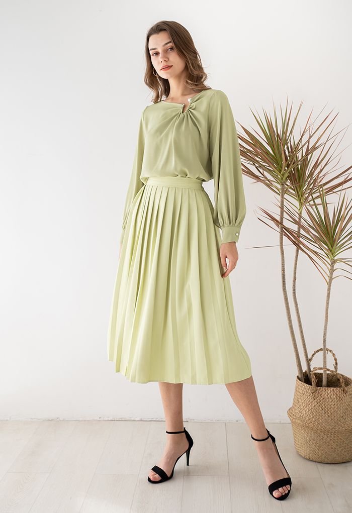 Solid Color Half Side Pleated Midi Skirt in Pistachio