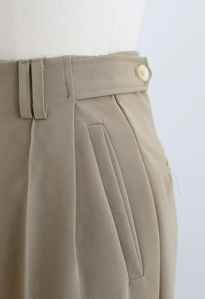 Simplicity Buttoned Waist Straight-Leg Pants in Khaki - Retro, Indie ...