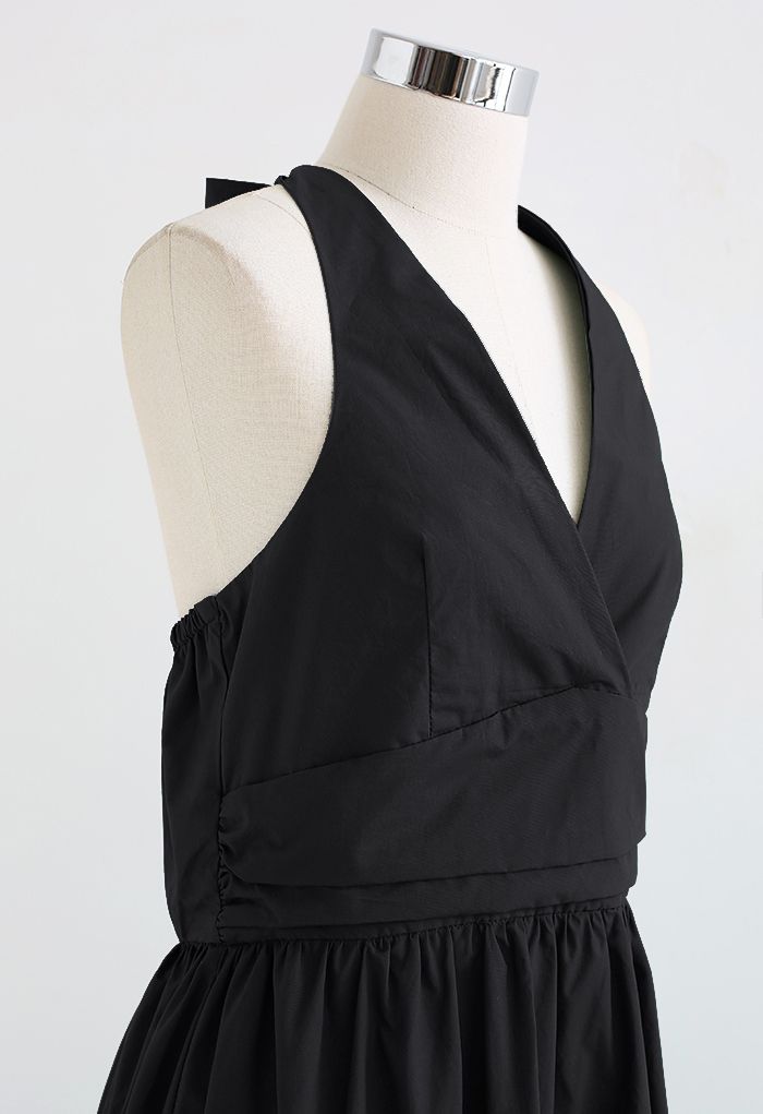 Minimalist Halter Neck Midi Dress in Black - Retro, Indie and Unique ...