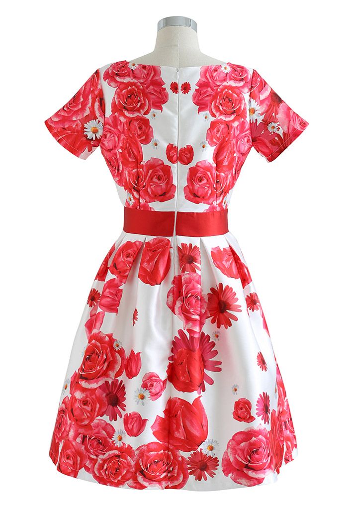 Rose and Daisy Print Short-Sleeve Pleated Dress