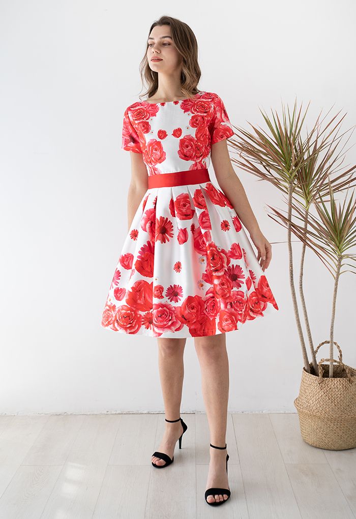 Rose and Daisy Print Short-Sleeve Pleated Dress