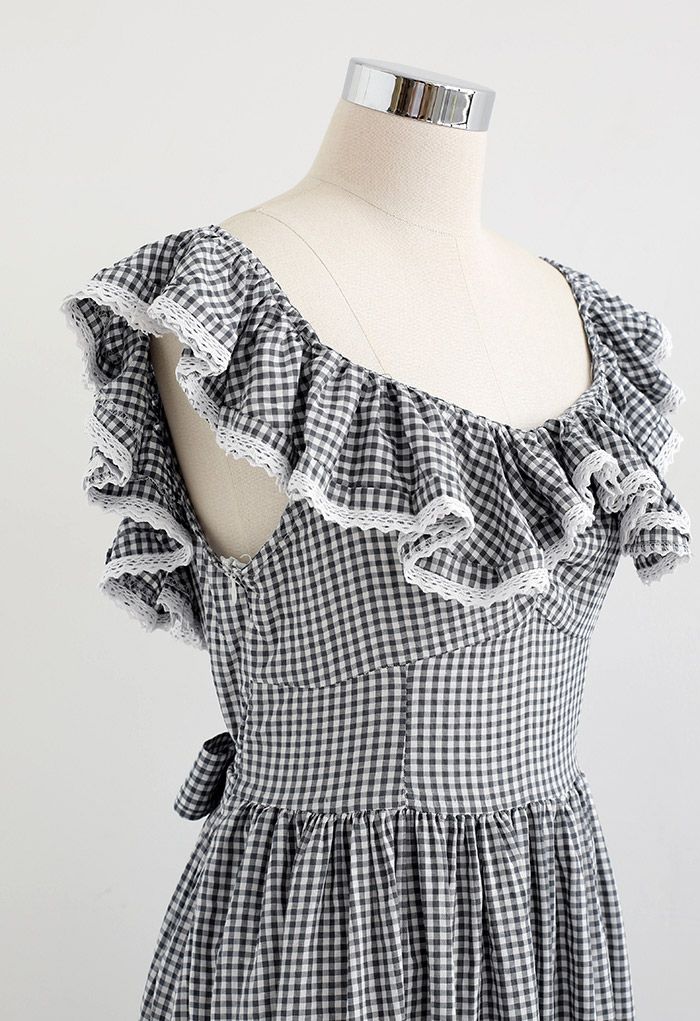 Gingham Ruffled Shoulder Frilling Dress in Black