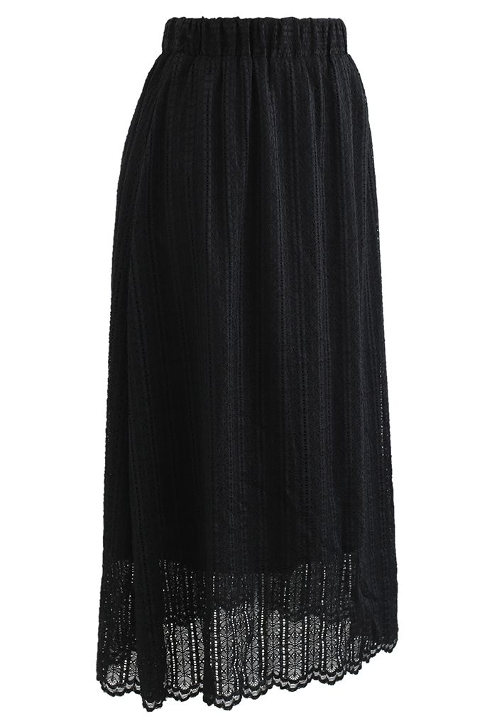 Soft Floral Lace Midi Skirt in Black