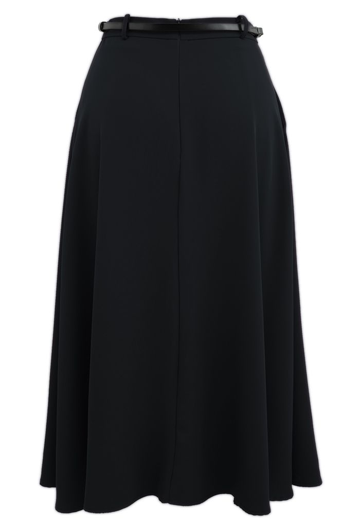 Neat Design Side Pocket Flare Midi Skirt in Black