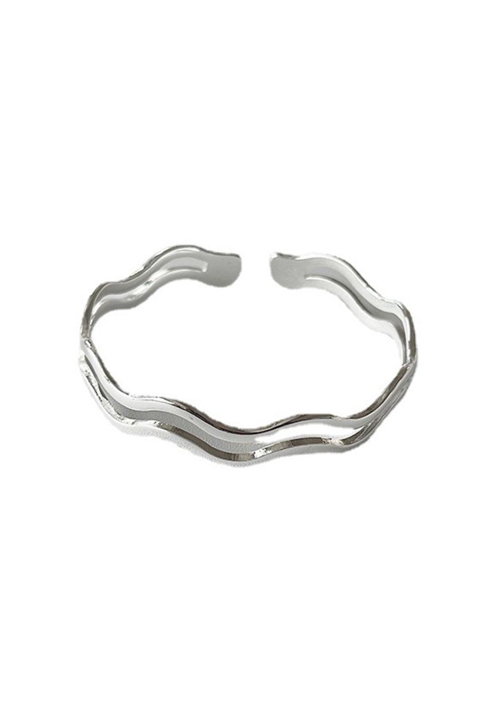 Double-Layer Wavy Shape Bracelet