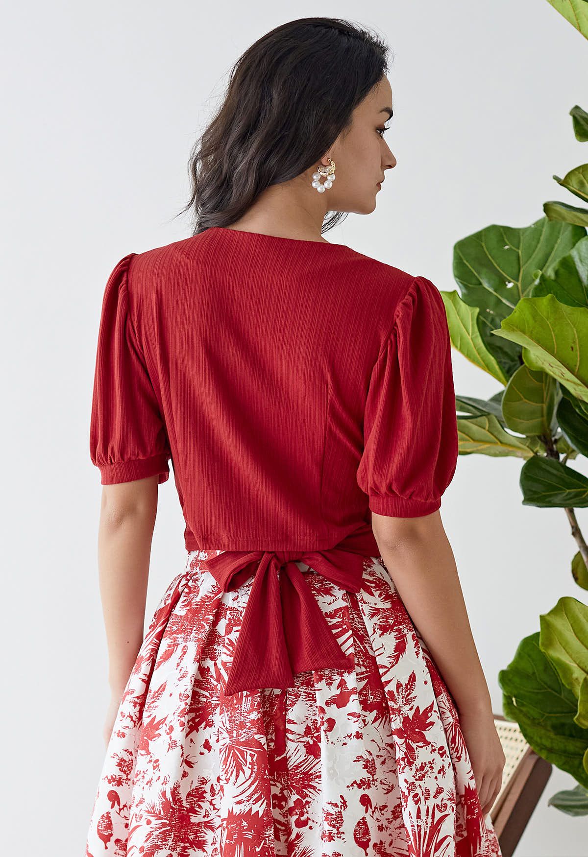 Twisted V-Neck Tie-Bow Crop Top in Red