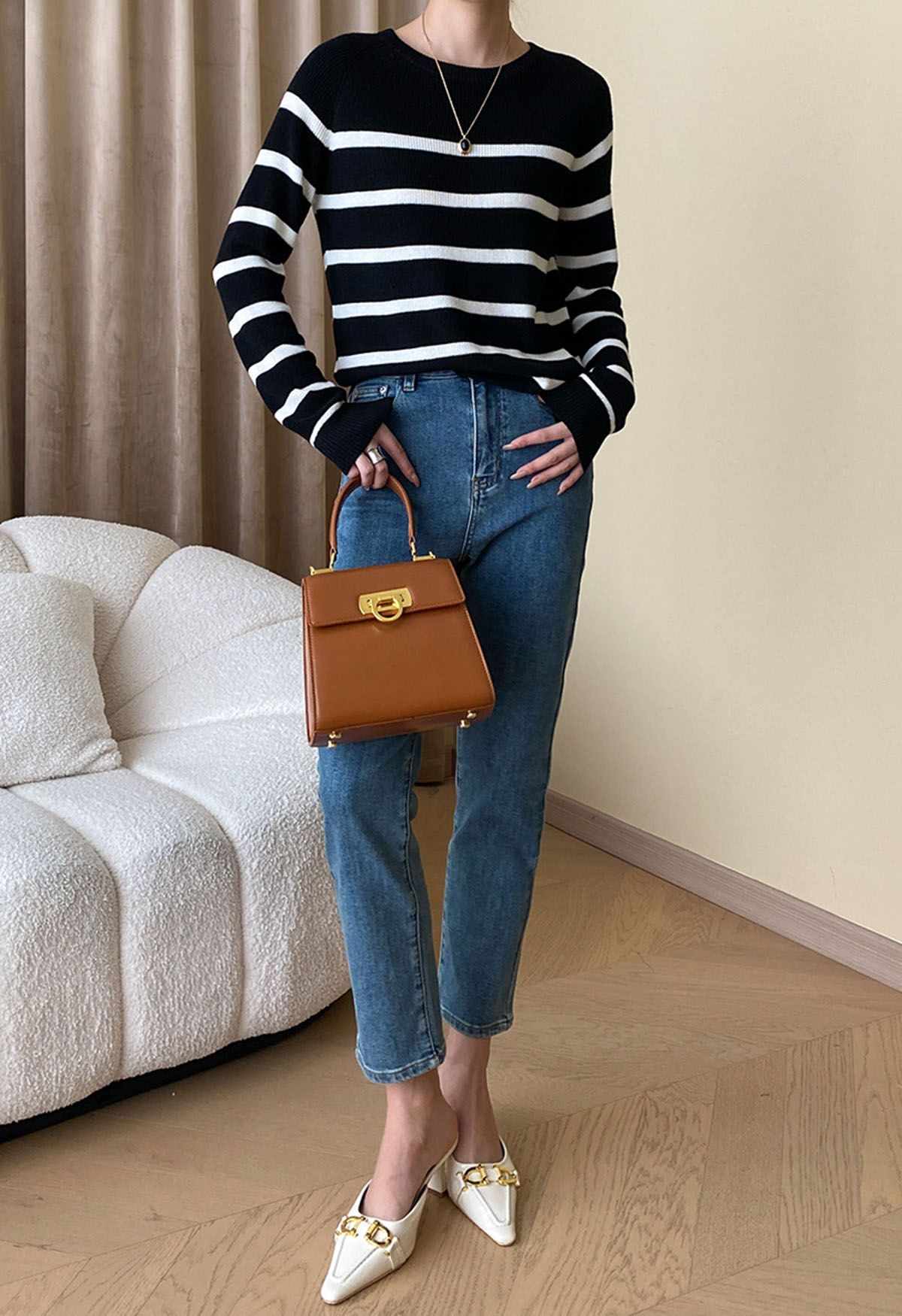 Versatile Round Neck Striped Knit Sweater in Black