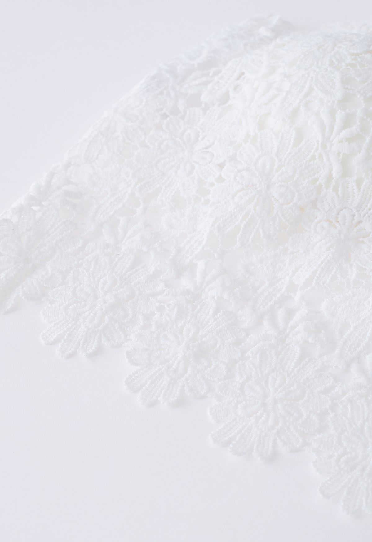 Exquisite Floral Crochet Bra Top in White - Retro, Indie and Unique Fashion
