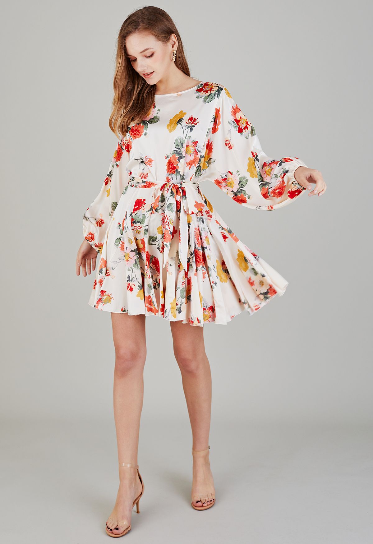 Dreamy Bouquet Printed Bubble Sleeves Frilling Dress in Cream