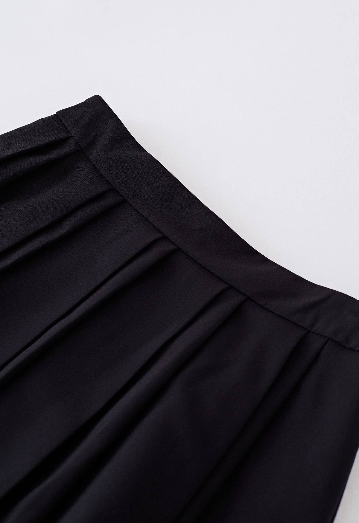 Double Pleated Midi Skirt in Black