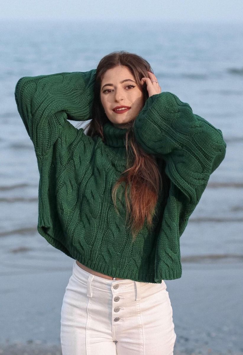 CABLE KNIT CROP SWEATER - Green