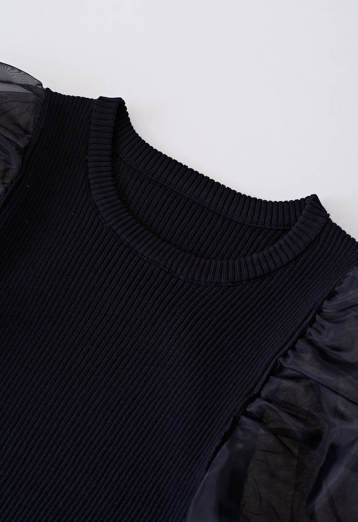 Open Back Bubble Sleeve Spliced Knit Top in Black