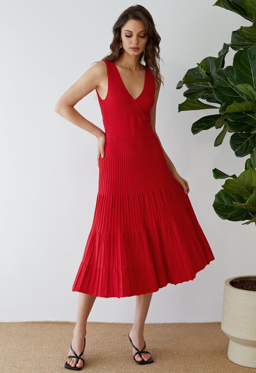 Cut Out Back Faux-Wrap Sleeveless Knitted Midi Dress in Red