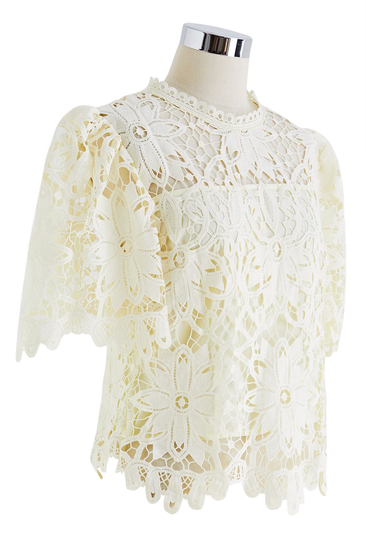 Flower Pattern Crochet Lace Flare Sleeves Top in Cream