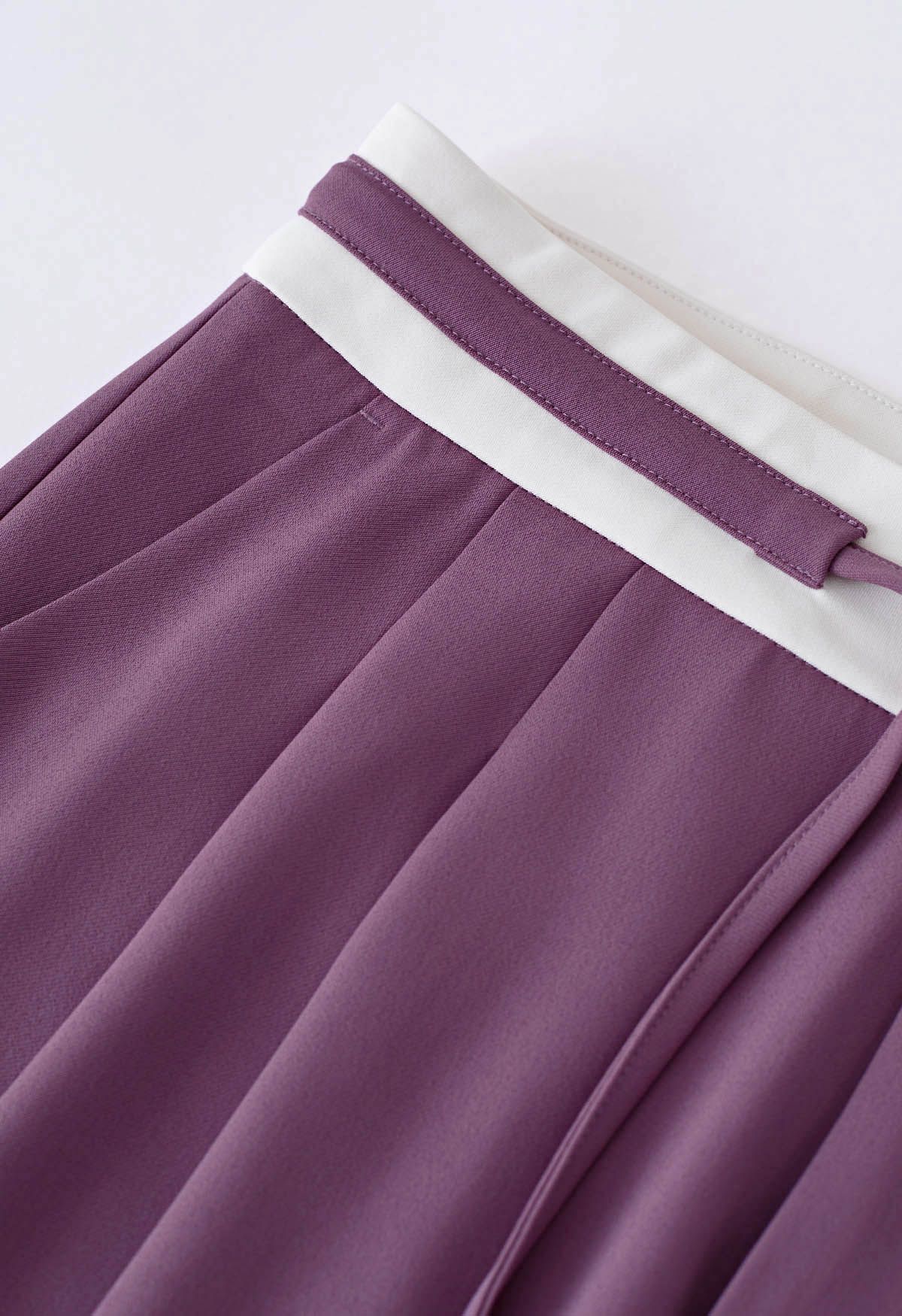 Contrast Drawstring Waist Pleated Straight-Leg Pants in Purple