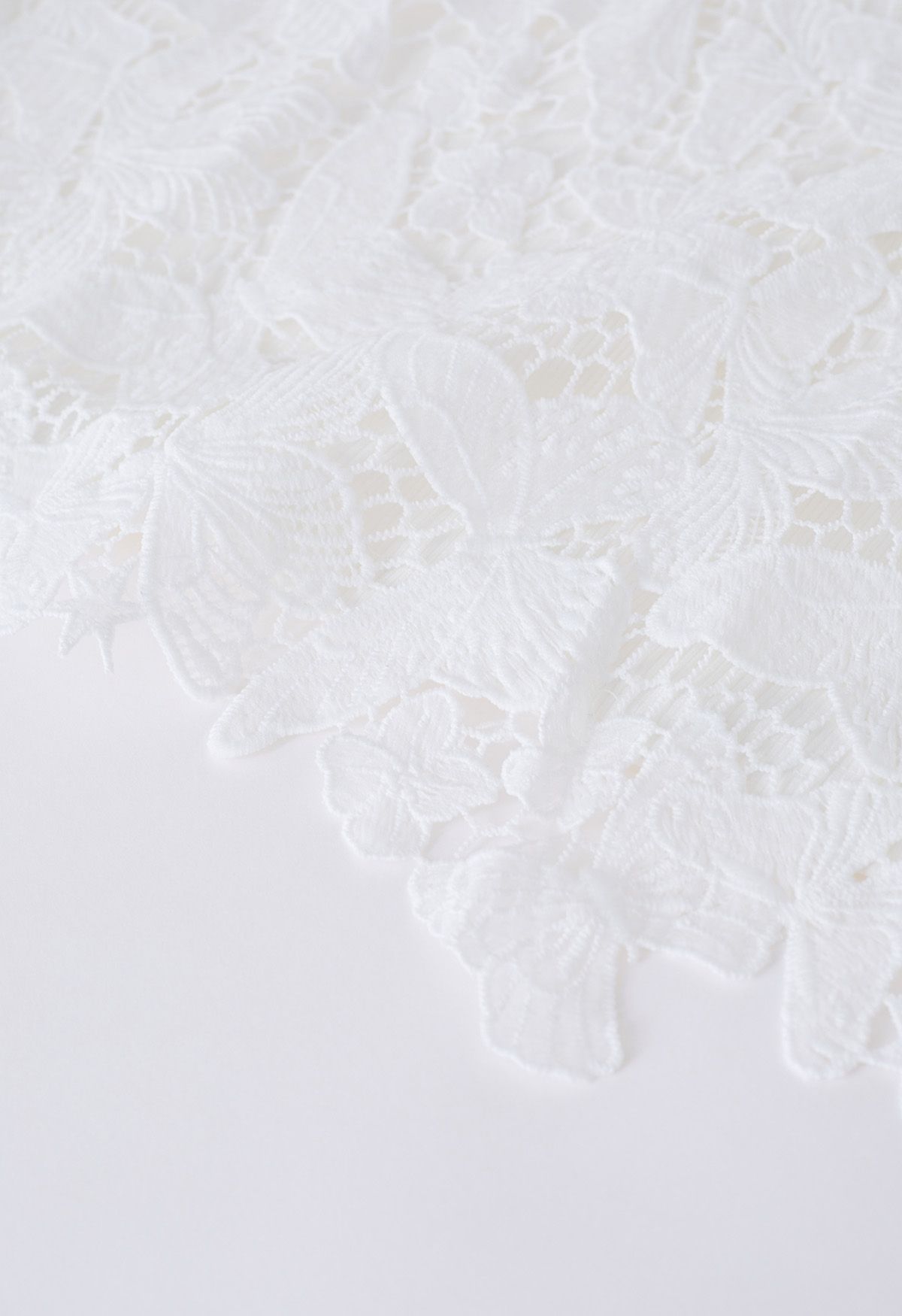 Butterfly Cutwork Lace Flutter Sleeve Top in White