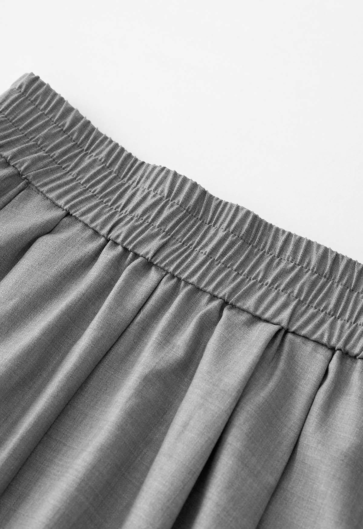 Side Pockets Pleated Midi Skirt in Grey