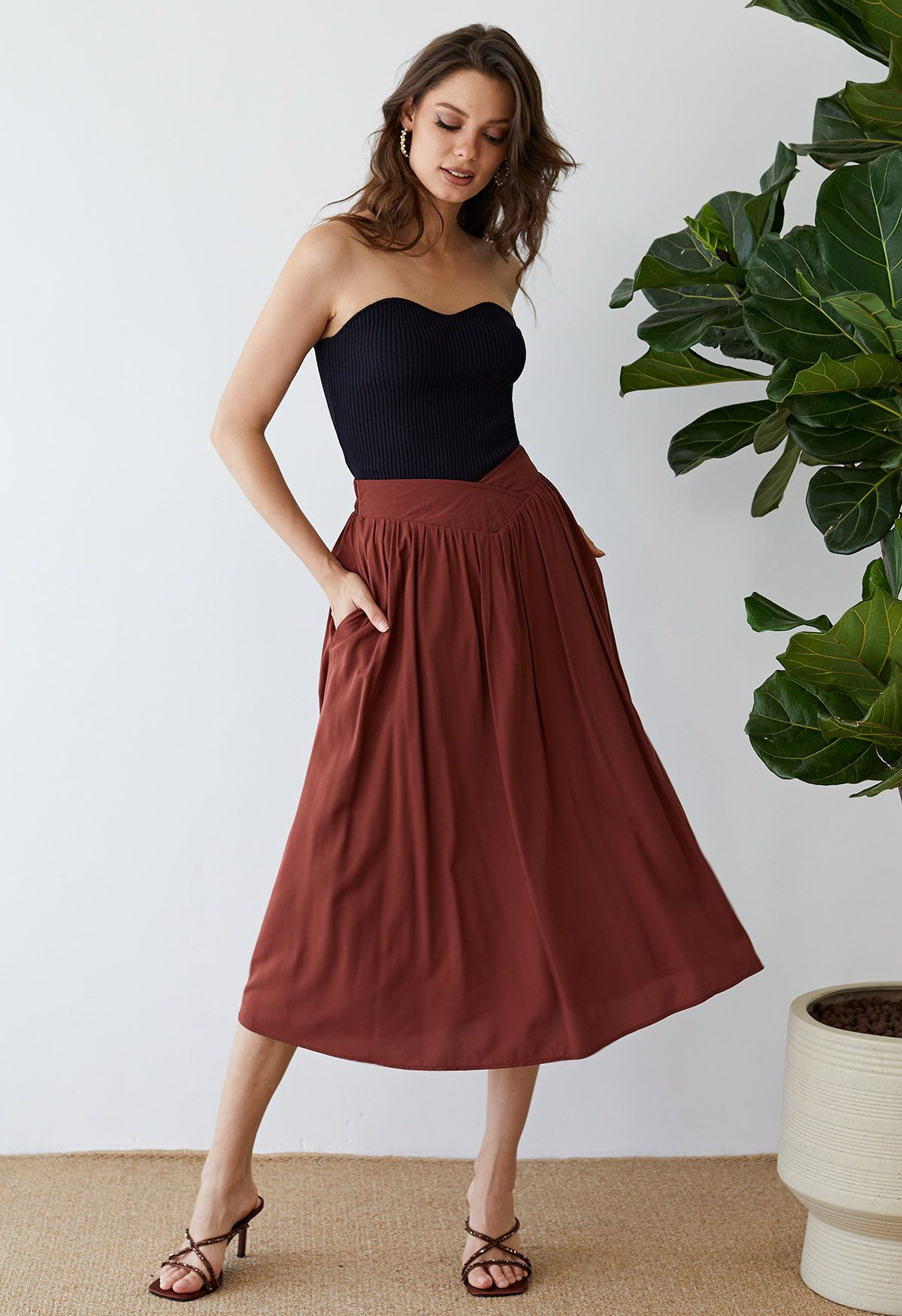 Cross Waist Side Pockets Midi Skirt in Red