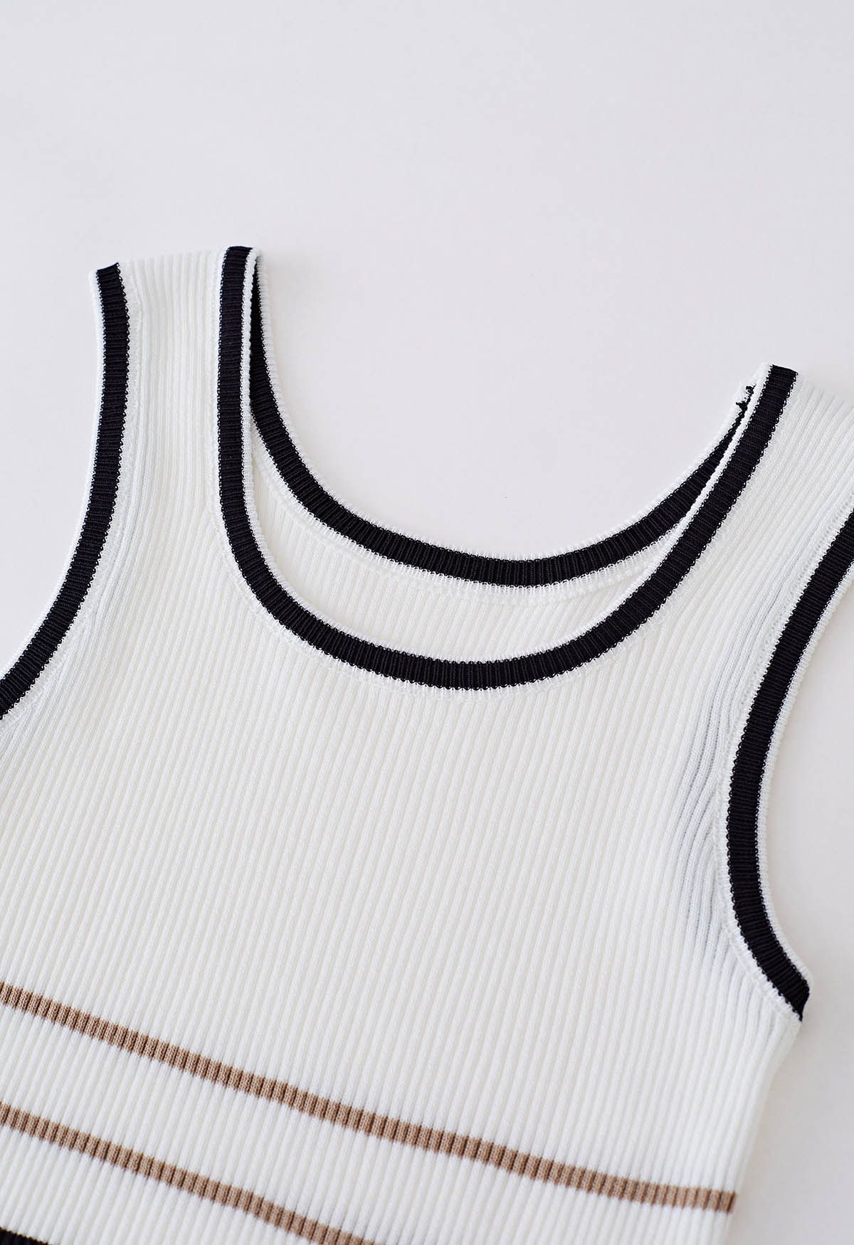 Contrast Stripes Ribbed Tank Top in White