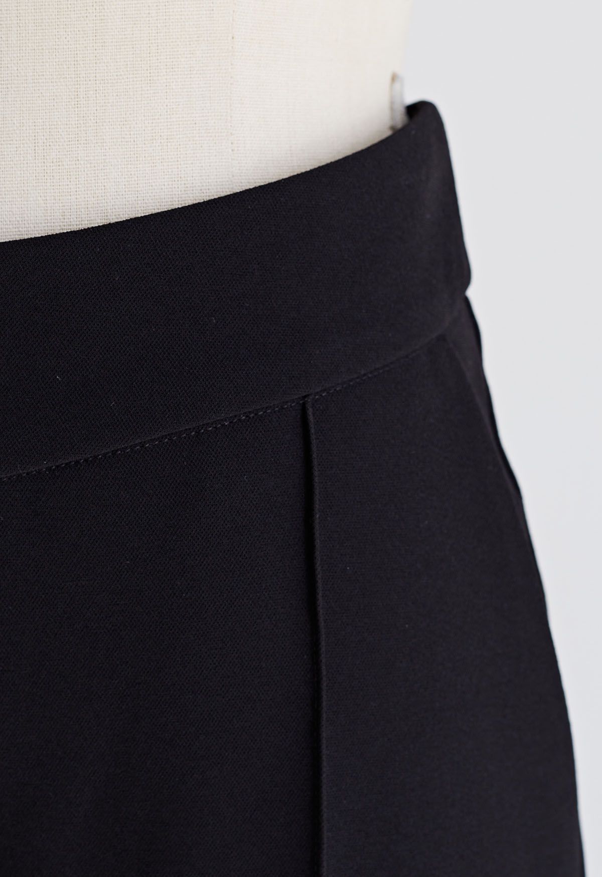 Seam Detail Flare Leg Pants in Black