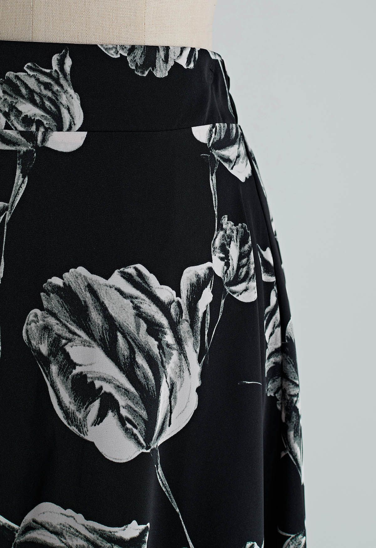 Inky Flower Print Midi Skirt in Black