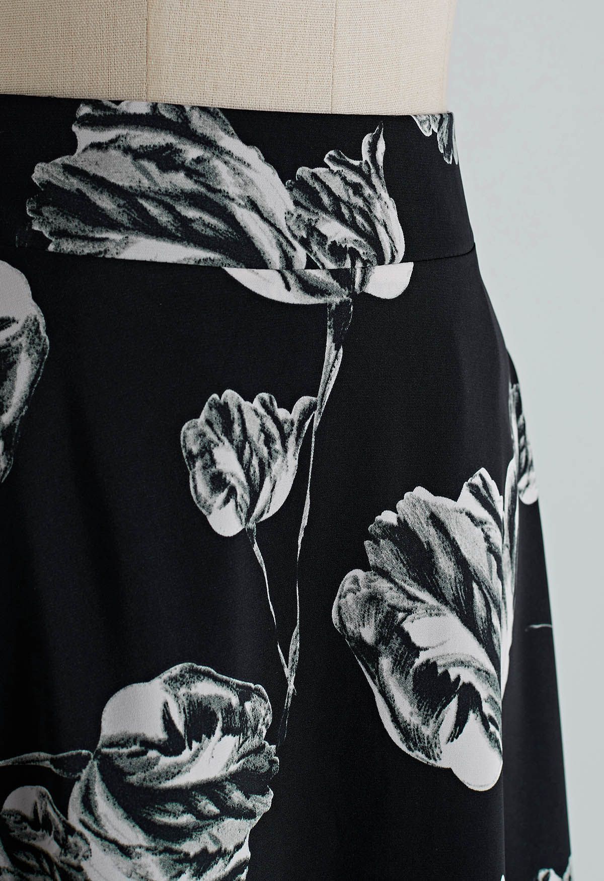 Inky Flower Print Midi Skirt in Black