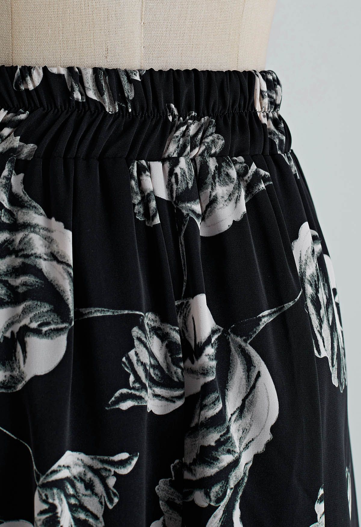 Inky Flower Print Midi Skirt in Black